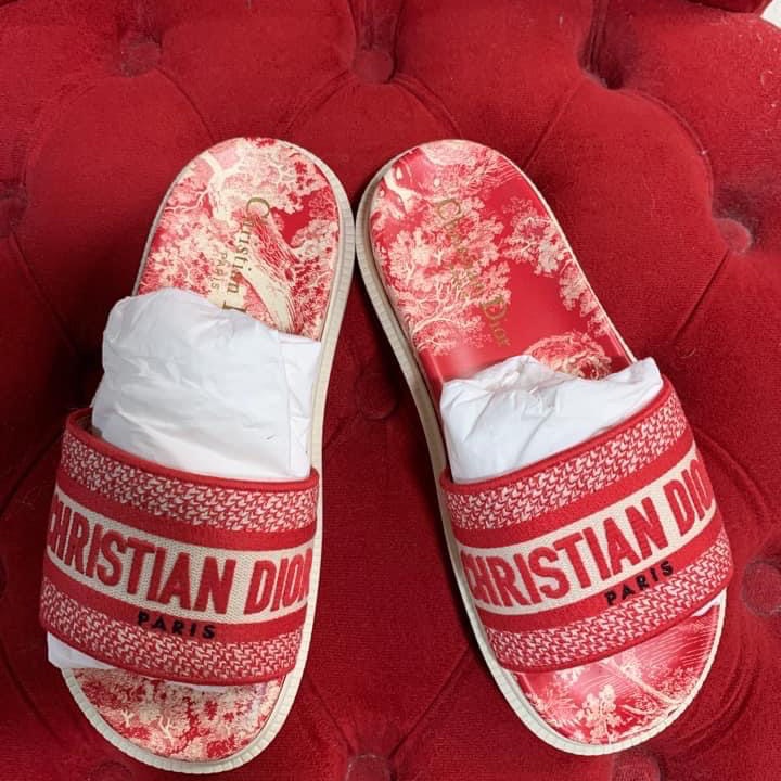 Brand New Dior Slide Size 35